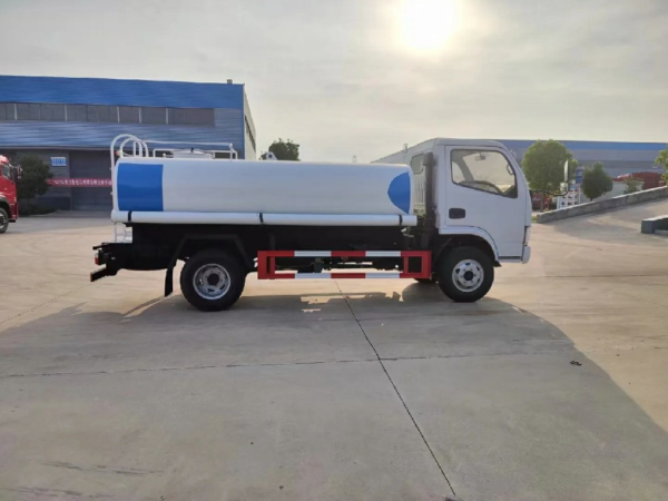 Clw Brand 5000liter Ss Clean Potable Drink Water Delivery Truck for Sale