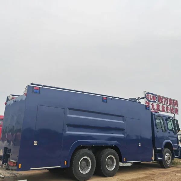 HOWO Riot Control Water Cannon Truck for Public Security Maintenance
