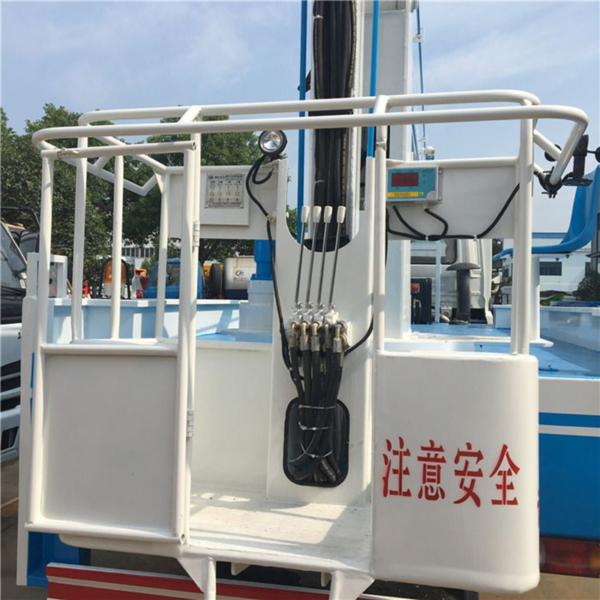 New Dongfeng 20m 22m Folding Arm Aerial Platform Working Hydraulic Lift Bucket Truck for Sale
