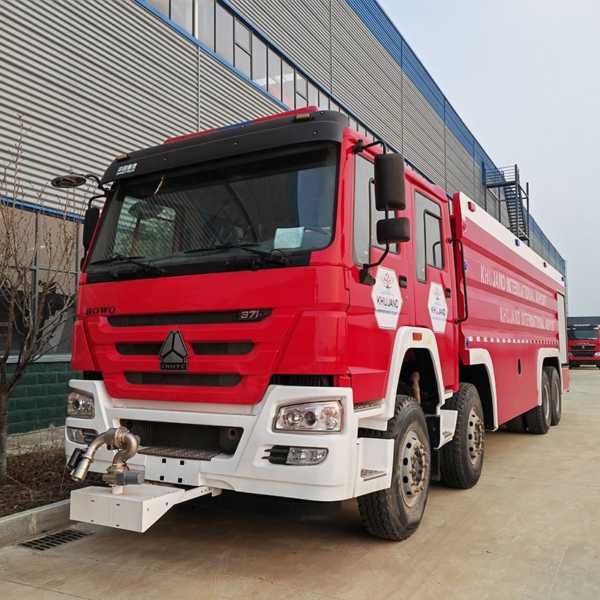 Wholesale Sinotruk HOWO 8X4 16000li Foam Water Dry Powder Fire Fighting Truck