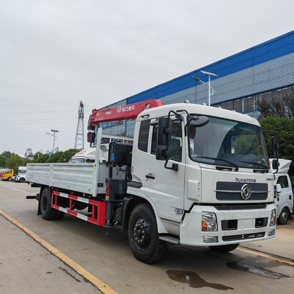 Factory Price Dongfeng Crane Trucks 4X2 8ton Truck Mounted Truck for Sale