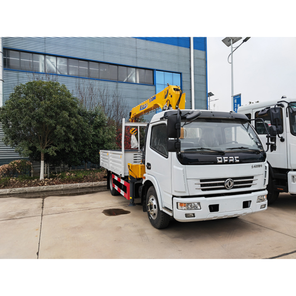 China Factory Price Clw 4X2 5ton Truck Mounted Crane for Sale