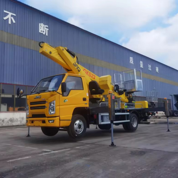 China Factory Price Skylift 30m Aerial Work Platform Truck Factory Manlift Truck for Sale