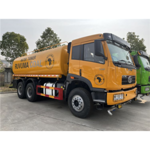 China Factory FAW Rhd 6X4 20-25m3 Water Tanker Truck Sprinkler Watering Cart Price