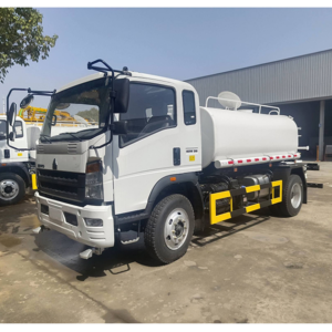Hot Selling HOWO Water Spray Truck Diesel Water Supply Truck Small 5cbm Green Spraying Vehicle