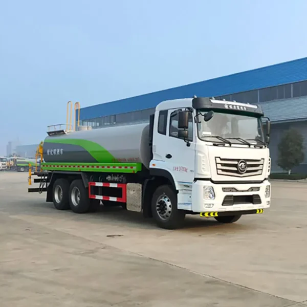 Clw Brand 25000L HOWO Water Tank Truck with Weichai Diesel Powerful Engine 20ton Water Bowser