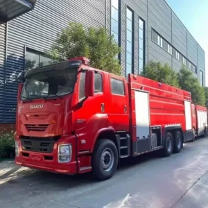 Isuzu Giga Fire Fighting Truck Water Powder Foam Tank Fire Truck for Sale