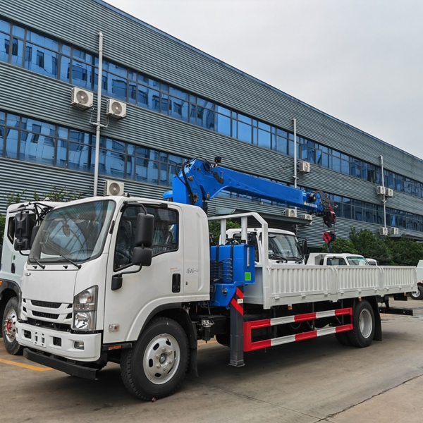 Isuzu Kv100 5ton Telescopic Truck Mounted Crane Boom Hydraulic Loader Crane Supplier