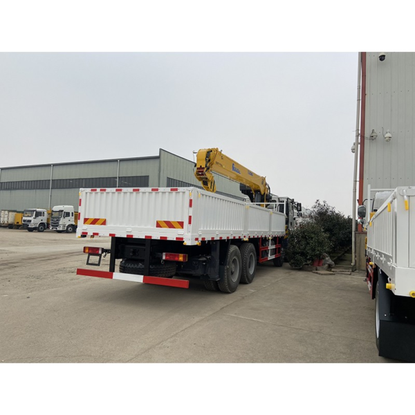 High Quality Shacman H3000 8X4 14ton 16ton Capacity Truck Crane for Sale