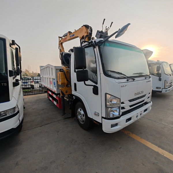 Isuzu Small Dump Truck with Folding Arm Crane for Sale