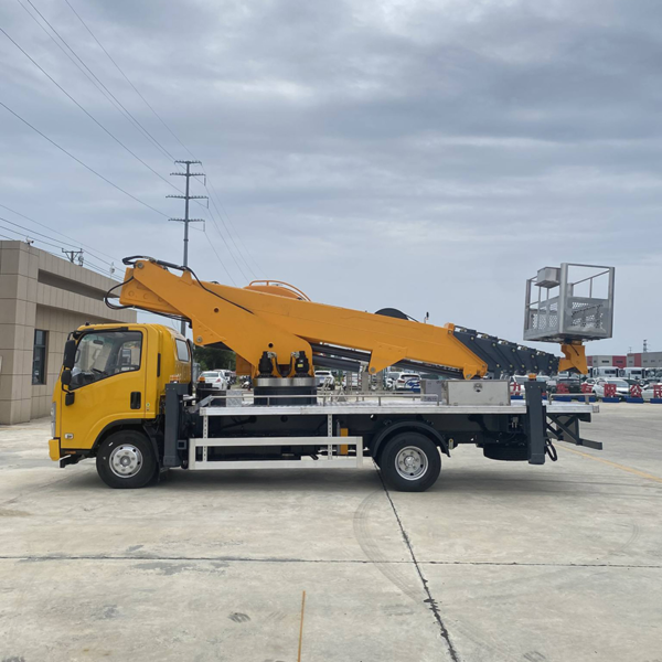 1suzu Kv100 4X2 28m 30m Aerial Manlift Work Platform Truck with Bucket Price