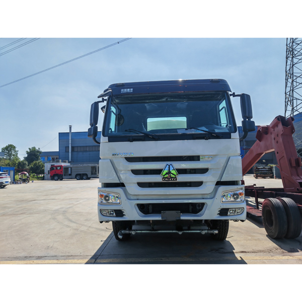 Sinotruk HOWO 25000 Liter Water Truck 6X4 Water Spray Truck for Sale