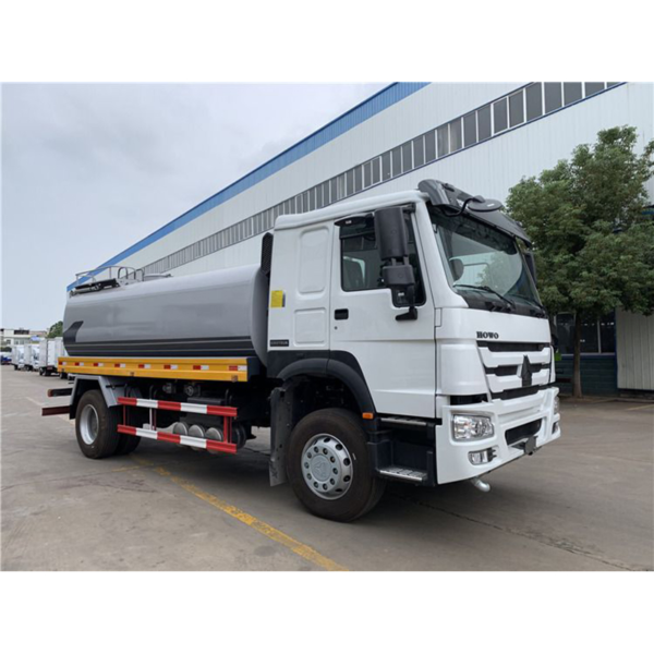 HOWO 4X2 15000L Water Tank Truck Garden Greening Sprinkler Water Tanker Truck