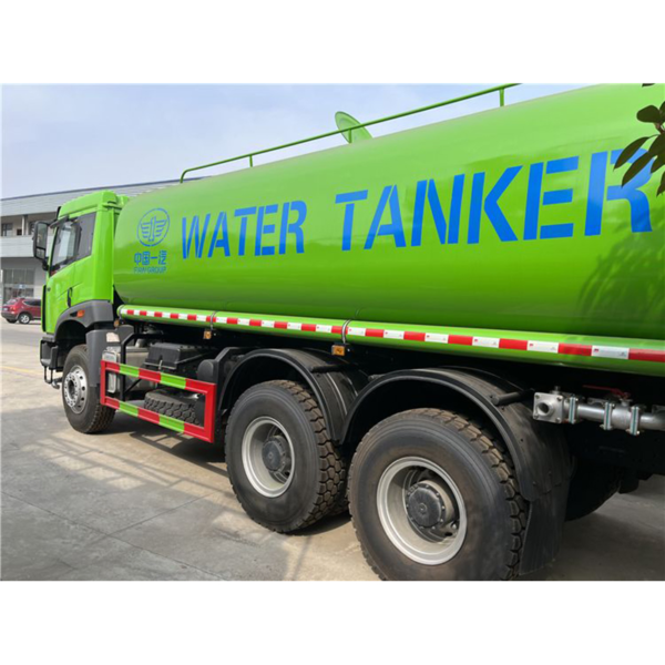 Large Capacity HOWO 6X4 10 Wheels Water Sprinkler Truck Water Tanker Truck Water Bowser Truck
