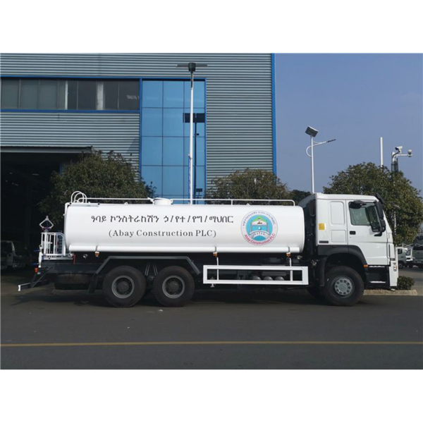 Sinotruk HOWO 6X4 20m3 Right Hand Drive Water Bowser Sprinkler Tank Truck for Sale