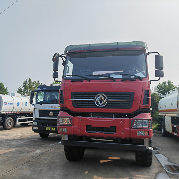 Manufacturers Sell Dongfeng 8X4 30cbm Water Truck Dust Suppression Truck Disinfection Truck