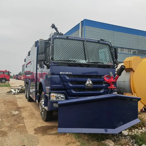 HOWO Riot Control Water Cannon Truck for Public Security Maintenance