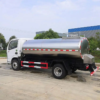 Dongfeng 6cbm Fresh Milk Beer Drinking Water Edible Oil Tank Storage Delivery Truck for Sale