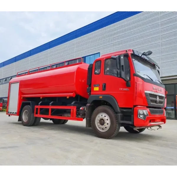 Sinotruk HOWO Fire Fighting Truck 4X2 10cbm Fire Sprinkler Truck Price