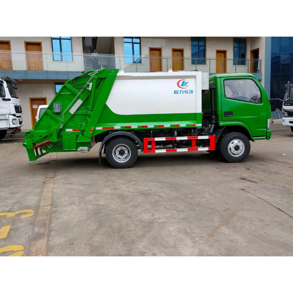 Dongfeng 4X2 6cbm Refuse Collector Transport Garbage Compactor Compressed Trucks