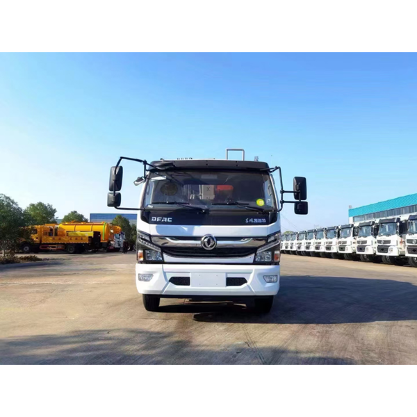 Dongfeng 4X2 7m3 Small Compactor Garbage Truck for Sale