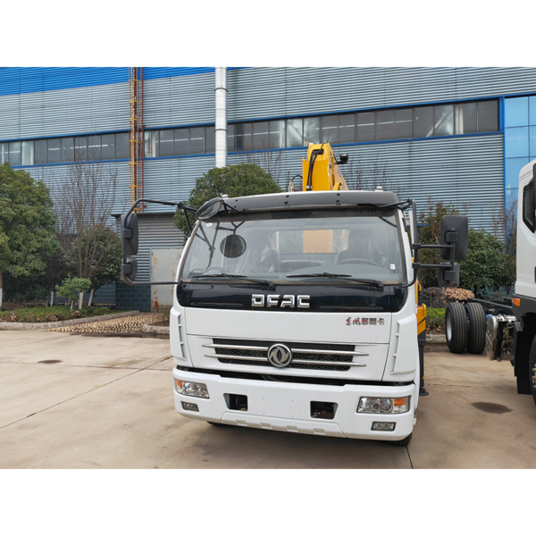 China Factory Price Clw 4X2 5ton Truck Mounted Crane for Sale