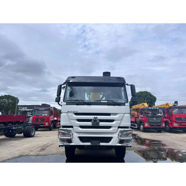 Factory Price Sinotruk HOWO 8X4 Truck Moutned 14ton 16ton Crane for Sale