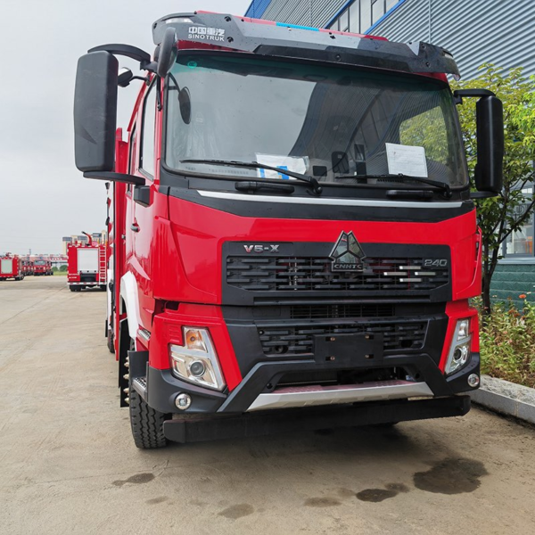 China Factory Price HOWO 4X2 8cbm Emergency Fire Rescue Engine Water Tank Fire Fighting Truck