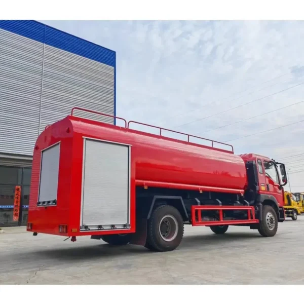Sinotruk HOWO Fire Fighting Truck 4X2 10cbm Fire Sprinkler Truck Price