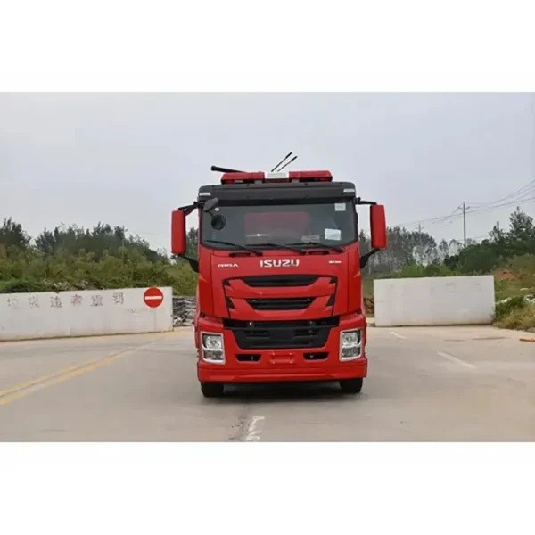Isuzu Giga 8X4 Water Tank Foam Powder Combined Fire Fighting Truck for Sale