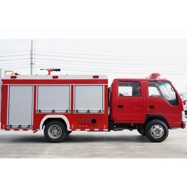 Isuzu Foma Water Fire Truck 4X2 4000L Fire Rescue Fighting Truck for Sale