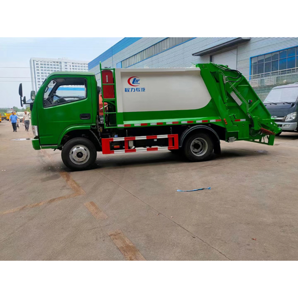 Dongfeng 4X2 6cbm Refuse Collector Transport Garbage Compactor Compressed Trucks