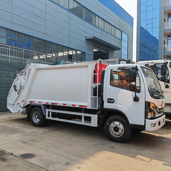 Dongfeng Garbage Recycling Energy Efficiency Compressed Refuse Compactor Truck