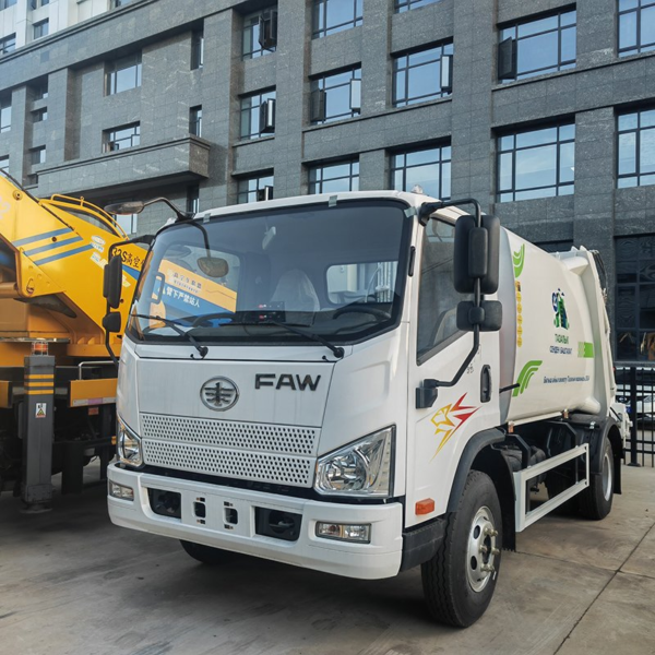FAW Compression Garbage Collection Compactor Recycling Truck Refuse Garbage Collector Truck