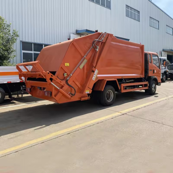 Best Quality HOWO 9 Cbm Garbage Compactor Truck Compression Garbage Truck for Sale