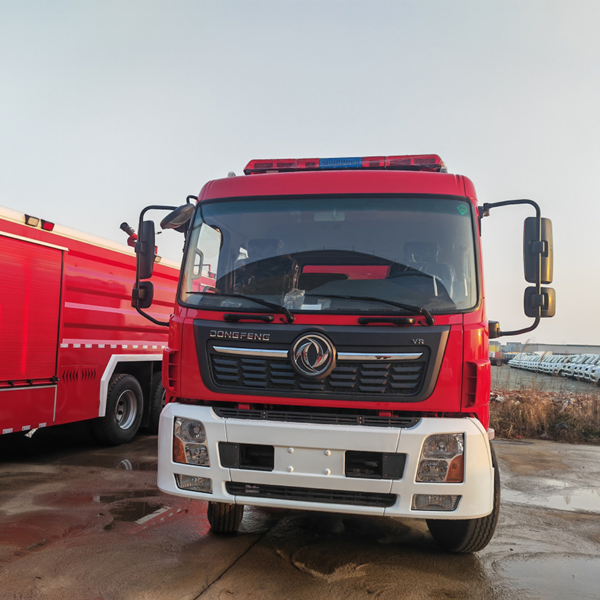 Factory Price Dongfeng 4X2 8cbm Fire Truck Fire Fighting Truck Fire Rescue Truck for Sale