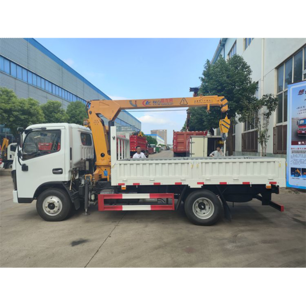 High Quality DFAC 4X2 Truck with Crane 3 Ton New Crane Truck for Sale