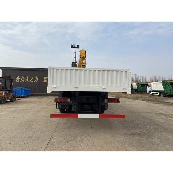 Sinotruk HOWO 6X4 Truck with Crane Manufacturer 12 Tons Lorry Mounted Crane