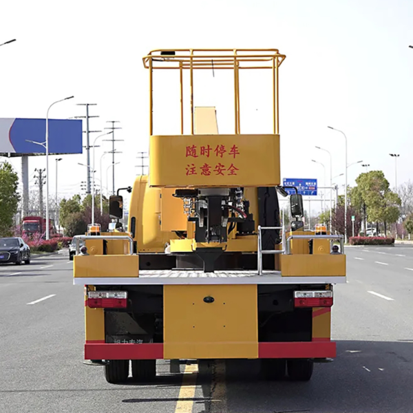High Quality Dongfeng 26m High-Altitude Operation Trucks Aerial Platform Overhead Working Truck Bucket Manlift Truck
