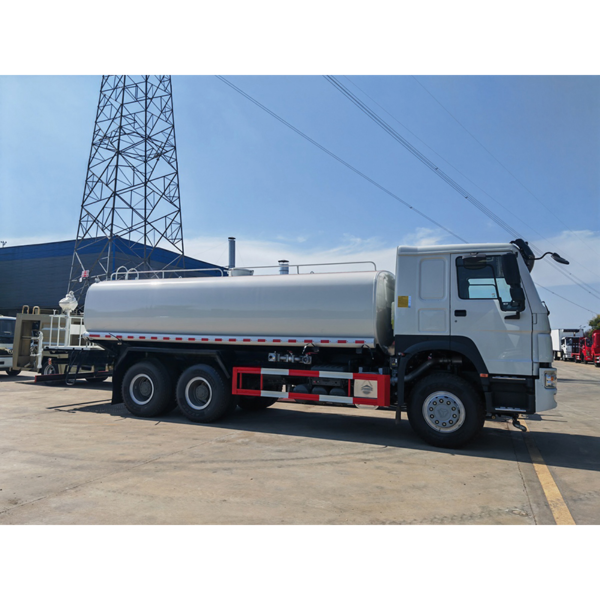 Sinotruk HOWO 25000 Liter Water Truck 6X4 Water Spray Truck for Sale
