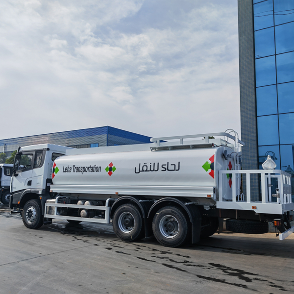 Shacman Water Sprinkler Truck 6X4 20cbm Spray Sprinkler Water Tank Truck for Sale