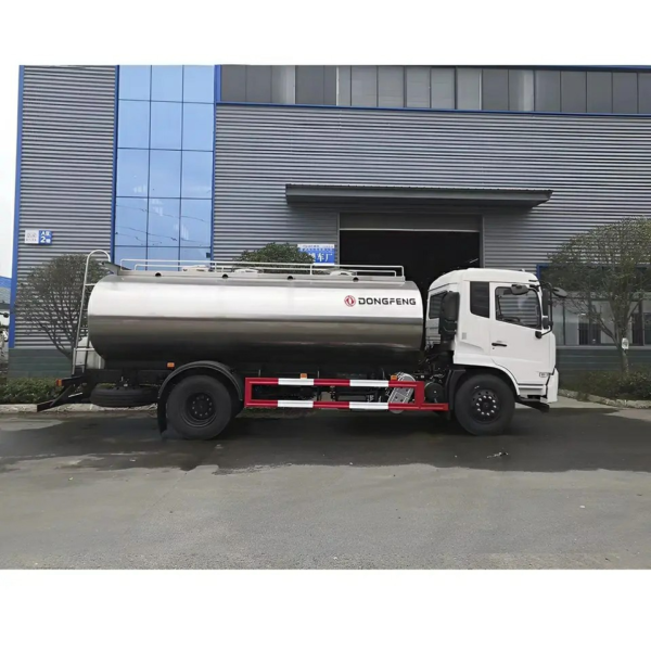Dongfeng 4X2 LHD 10 M3 Stainless Steel 304-2b Food Grade Potbale Water Tank Truck