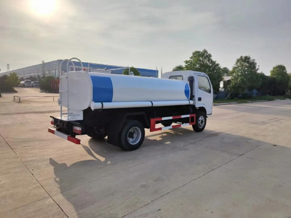 Clw Brand 5000liter Ss Clean Potable Drink Water Delivery Truck for Sale