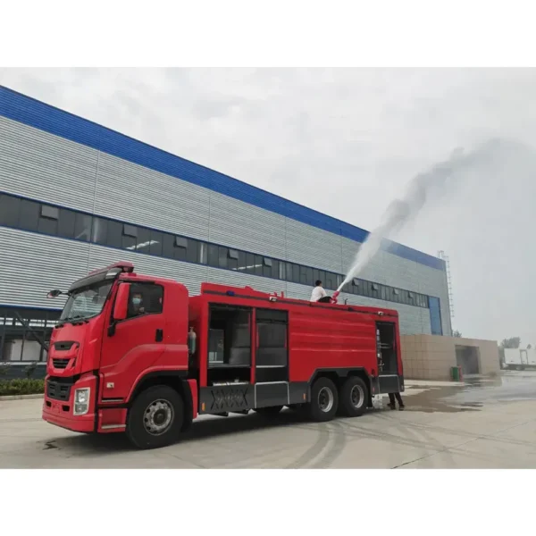 Low Price Isuzu Giga 12000L Fire Fighting Truck for Sale