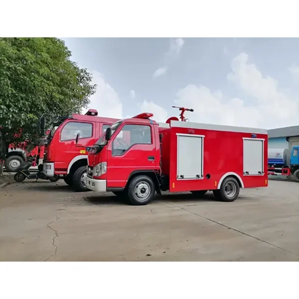 Factory Price Forland 2000liters Water Tanker Fire Fighting Rescue Engine Truck for Sale
