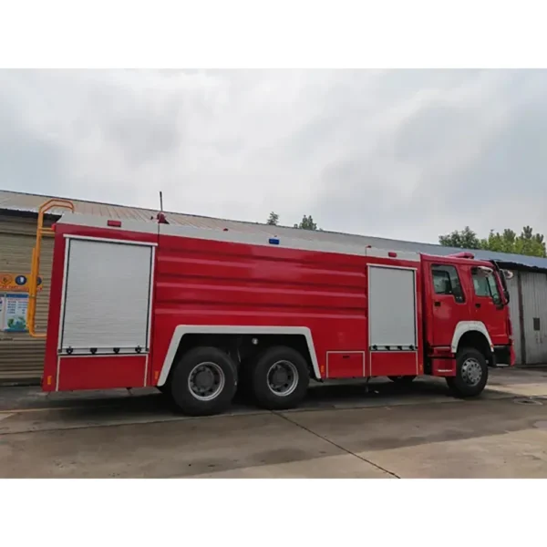 Sinotruck HOWO 12000liter Firefighting Emergency Rescue Foam Tanker Fire Fighting Truck