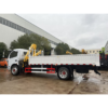 China Right Hand Drive Dongfeng 6 Wheeler 3.2 Ton Truck with Crane for Sale