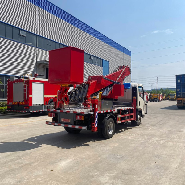 Factory Customization HOWO Aerial Work Vehicle 28m Telescopic High Altitude Working Platform Truck New Diesel
