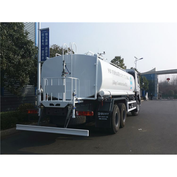 Sinotruk HOWO 6X4 20m3 Right Hand Drive Water Bowser Sprinkler Tank Truck for Sale