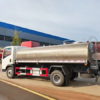主图5 Sinotruck HOWO SS304 8cbm Fresh Water Transport Trucks for Sale